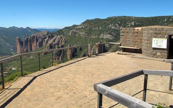 La leyenda de El Mirador de los Buitres de Riglos